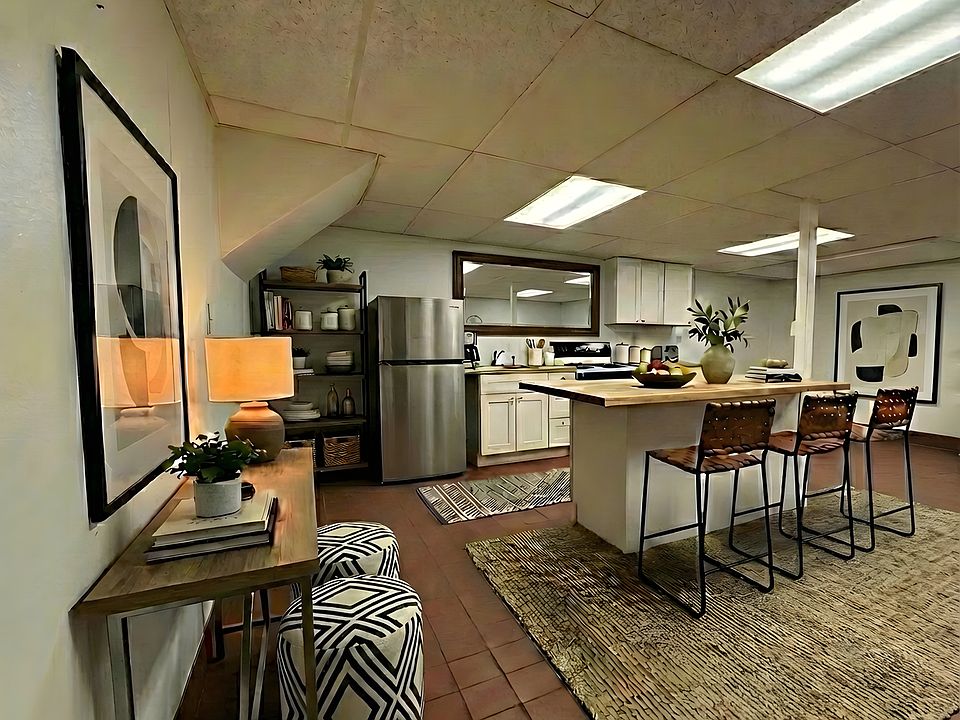 2nd image of 2601 Bowman Ave Suite 4