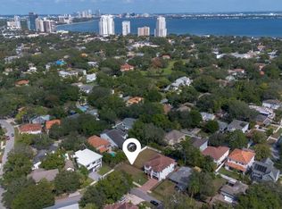 3904 Greenwood Dr #13, Tampa, FL 33611