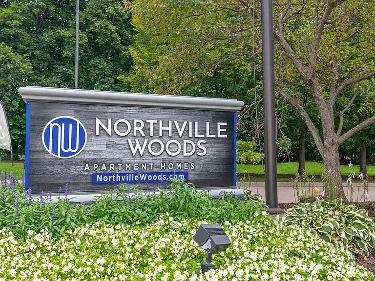 Northville Woods - Northville, MI — Photo 44