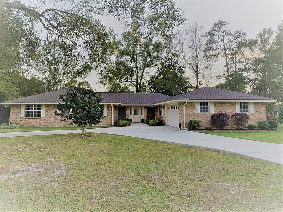 1st image of 219 E Lakeshore Dr