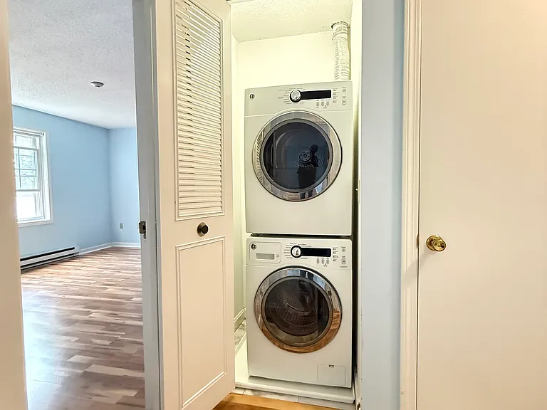 130 Endicott St N #319 — Photo 3