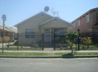 6928 Denver Ave, Los Angeles, CA 90044