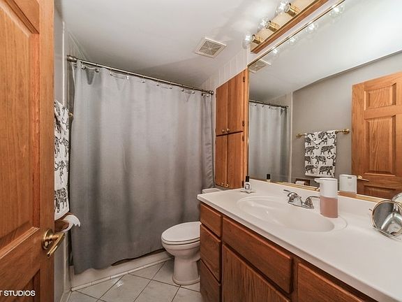3rd image of 205 Nauset Ln