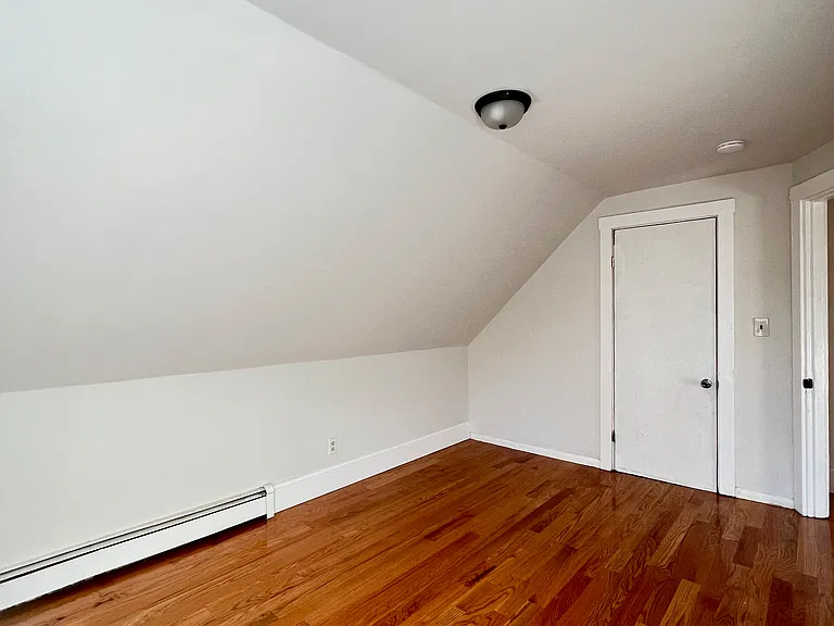 27 Barry St #2R — Photo 27