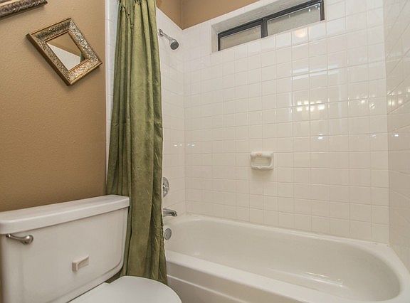 5th image of 5225 Prairie Creek Dr