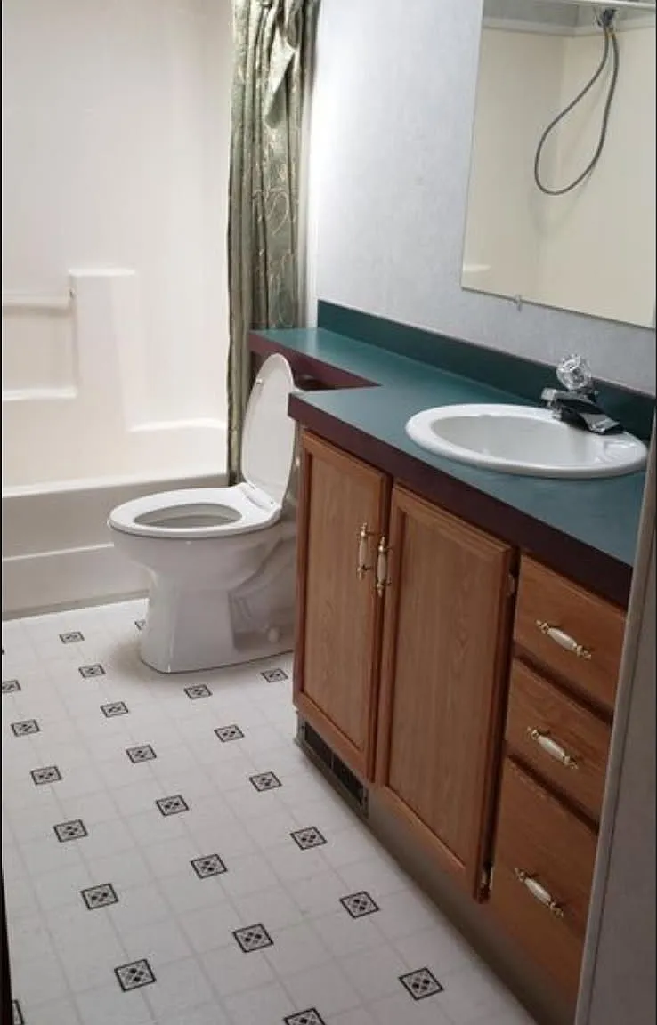 3 bed, 1200 sqft, $2,000 — Photo 1