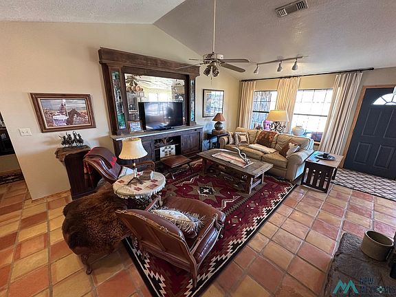 3rd image of 4022 Quay Rd #60