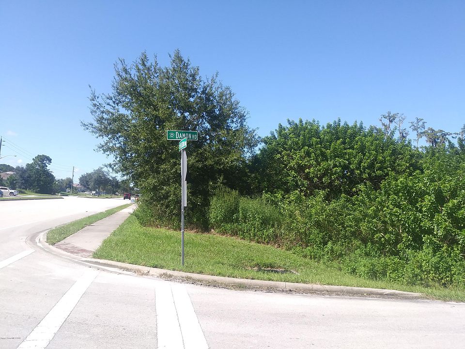 2nd image of 1443 Damon Rd SE