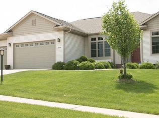 2020 Bluffwood Cir, Coralville, IA 52241