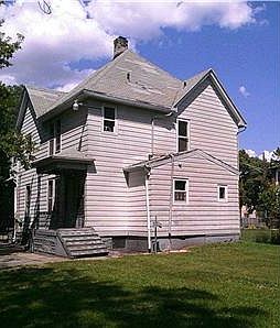 3rd image of 613 Catlin St
