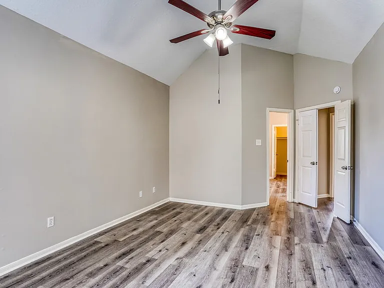 6615 Bluebottle Ln — Photo 9