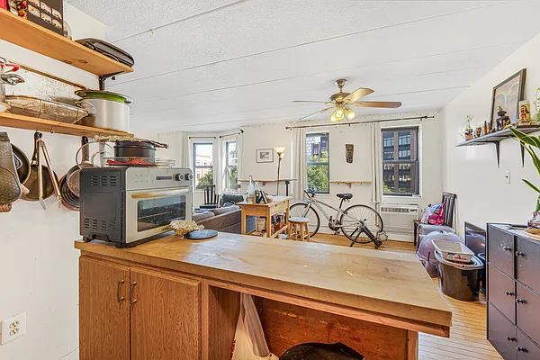 Sold by Excell Choice Realty | media 31