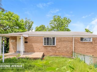 4274 Shields St, Pittsburgh, PA 15207