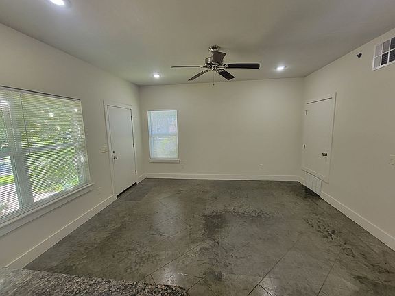 5th image of 1241 N Oakland Ave APT 102