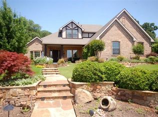 1645 Oak Ridge Dr, Corinth, TX 76210