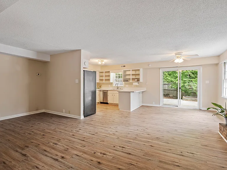 1801 Quail Ridge Rd — Photo 9