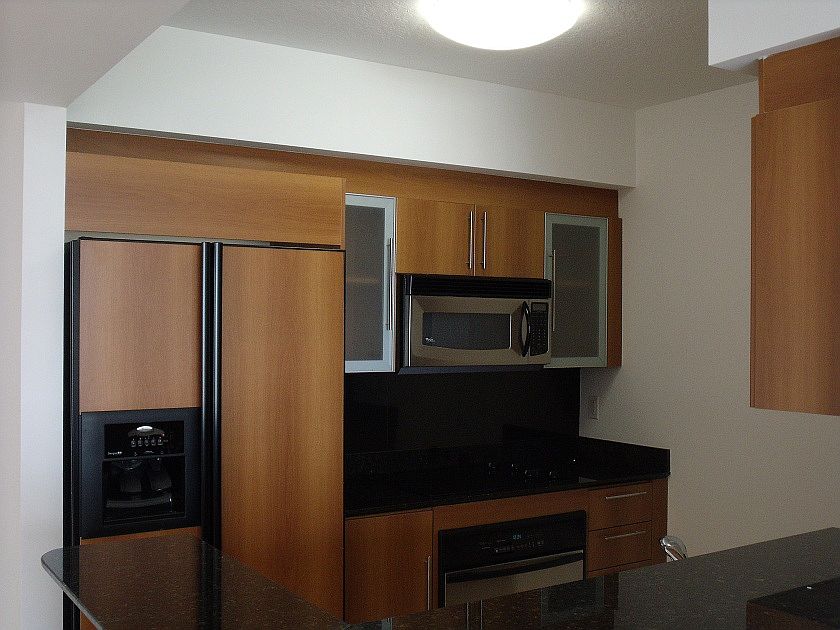 2nd image of 325 Biscayne Blvd #1216