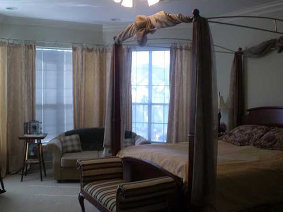 2nd image of 124 Miracle Strip Pkwy #600