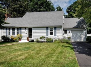 54 Richwood St, Framingham, MA 01701