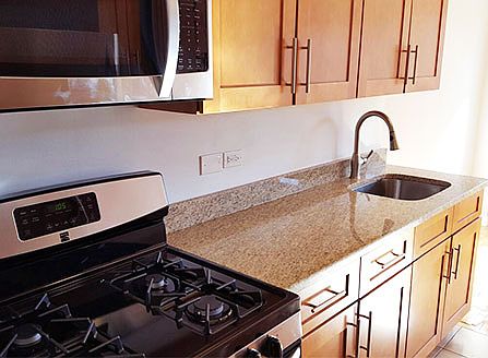 1st image of 1655 Undercliff Ave APT 1B