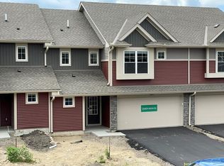 9480 Bridle Way, Victoria, MN 55386