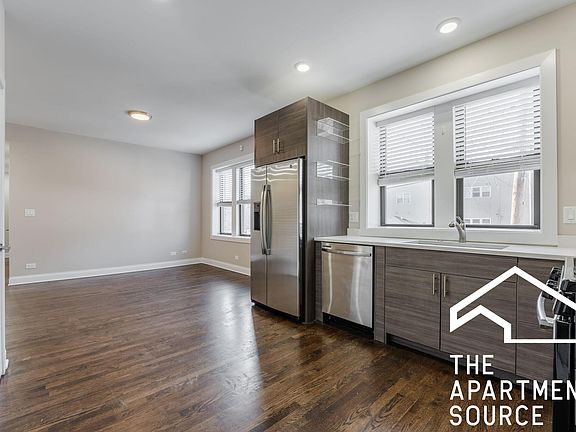 2nd image of 2228 N Sawyer Ave #1N