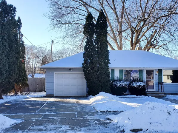 1163 Higgins Ave, Neenah, WI 54956