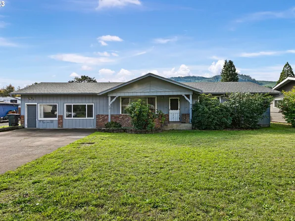 435 Division Ave, Drain, OR 97435