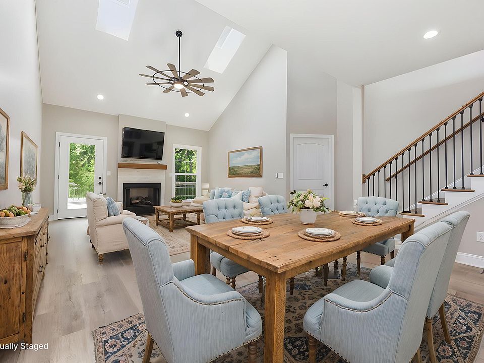 1st image of 232 Sugartree Ln