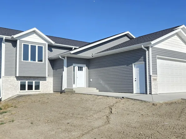 3818 Platinum St, Bismarck, ND 58503