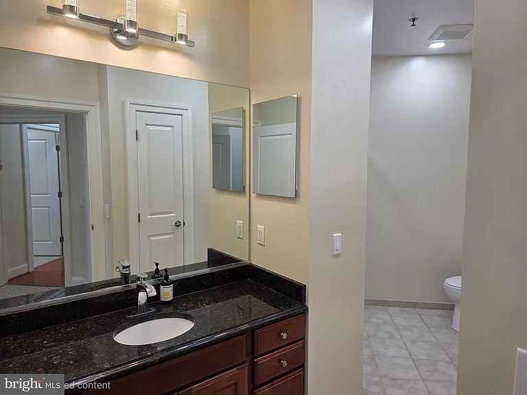 38 Maryland Ave #Penthouse 608 — Photo 19