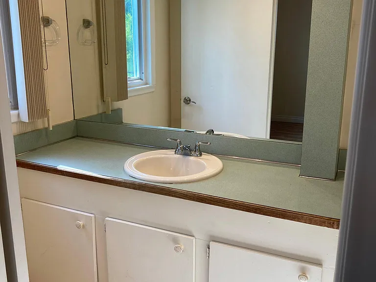 28480 Stuart Ave — Photo 15