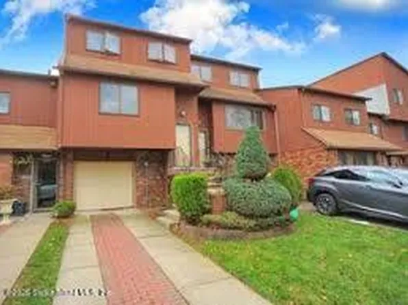 65 Stanwich St, Staten Island, NY 10304