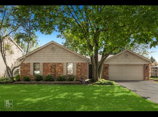 424 Massachusetts Ave, Naperville, IL