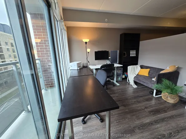 308 Lester St #416, Waterloo, ON N2L 0H9