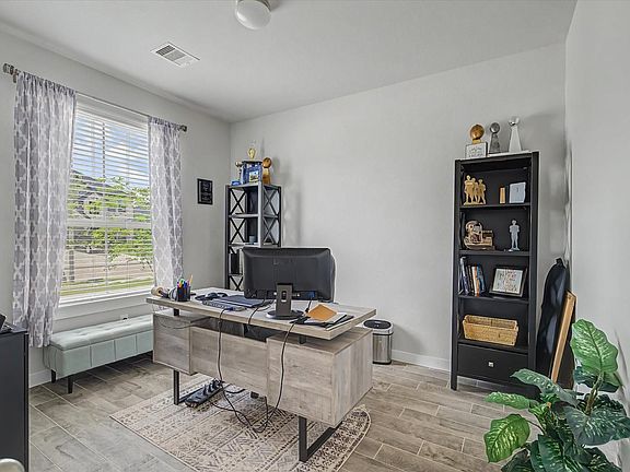5th image of 18307 Windy Knoll Way