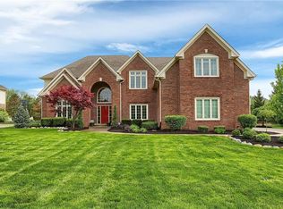 12592 Pembrooke Cir, Carmel, IN 46032