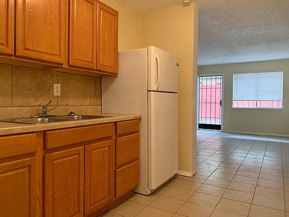 2nd image of 3413 Thaxton Ave SE APT B