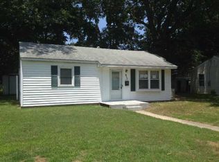 911 80th St, Newport News, VA 23605