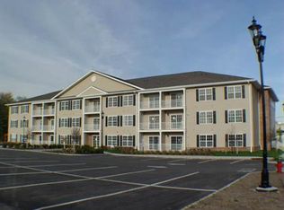 33 Liddle Ave, Edison, NJ 08837