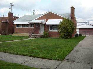 18019 Holland Ave, Eastpointe, MI 48021