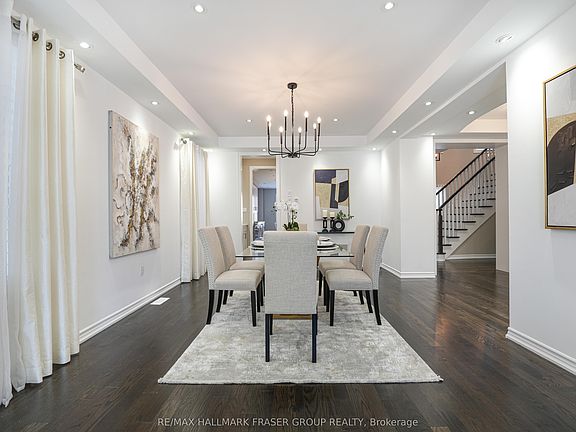 5th image of 875 Riverside Dr