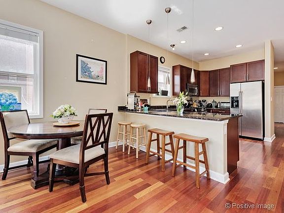 5th image of 1314 N Wicker Park Ave