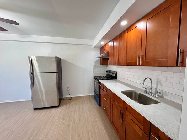 436 Olmstead Ave FLOOR 1