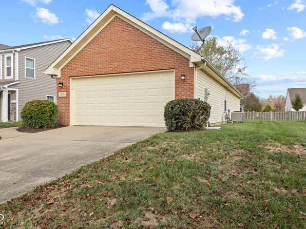938 Amesbury Ct, Indianapolis, IN 46217