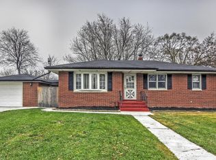 24 Sunset Rd, Merrillville, IN 46410