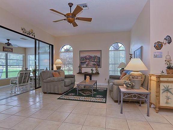 3rd image of 3857 Goldfinch Ct