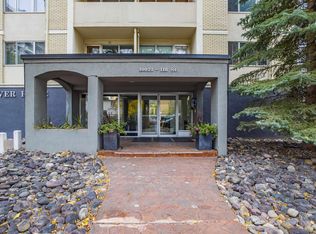 Oliver Ridge, Edmonton, AB T5K 1V5