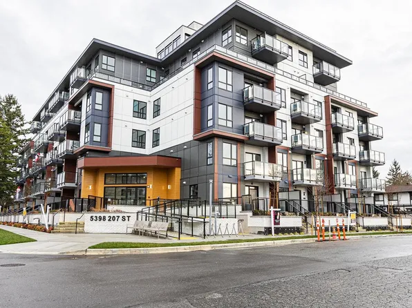 5398 207th St #508, Langley, BC V3A 2E6