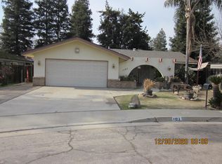 1182 W Beechwood Ave, Reedley, CA 93654